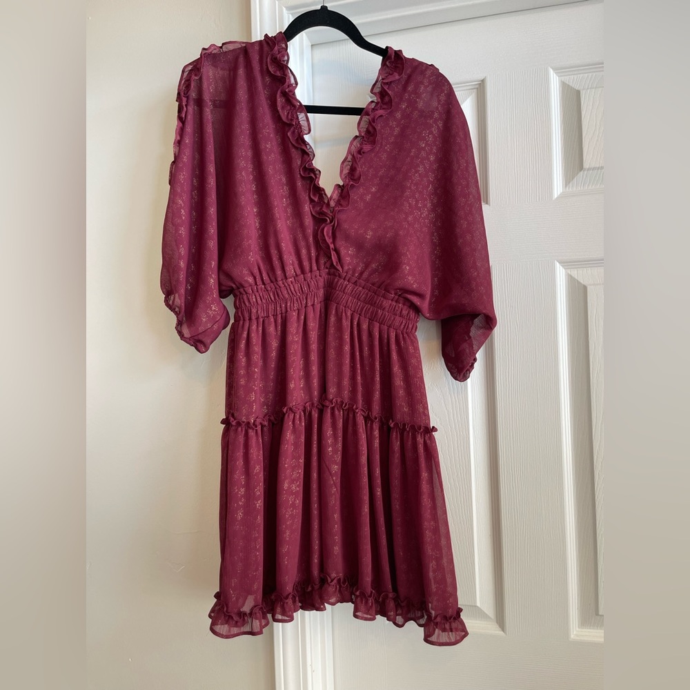 Beautiful burgundy dress - size small